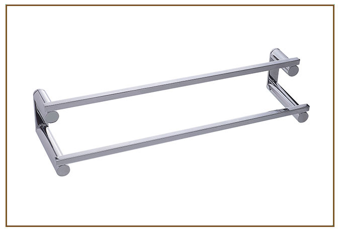 Toalheiro Duplo CONTATO Linarte — Toalheiro duplo da linha Contato em metal cromado, com duas barras paralelas sobrepostas e suportes cilíndricos de parede.