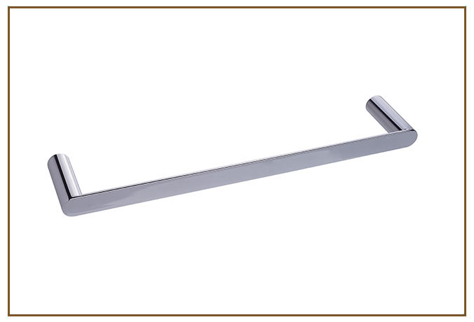 Toalheiro Simples STATUS Linarte — Toalheiro simples da linha Status em metal cromado polido, barra reta de perfil achatado com suportes integrados, disponível…