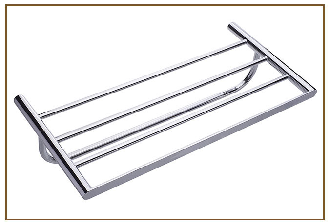 Toalheiro Rack STATUS Linarte — Toalheiro rack de parede em metal cromado polido, com prateleira aramada superior e barra inferior para pendurar toalhas.